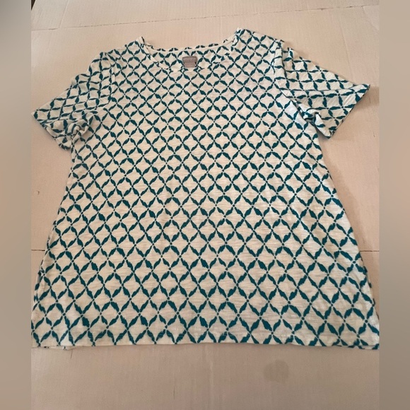 CHICO’S SIZE 1 DARK TURQUOISE AND WHITE SHORT SLEEVE  TEE TOP - Picture 1 of 7